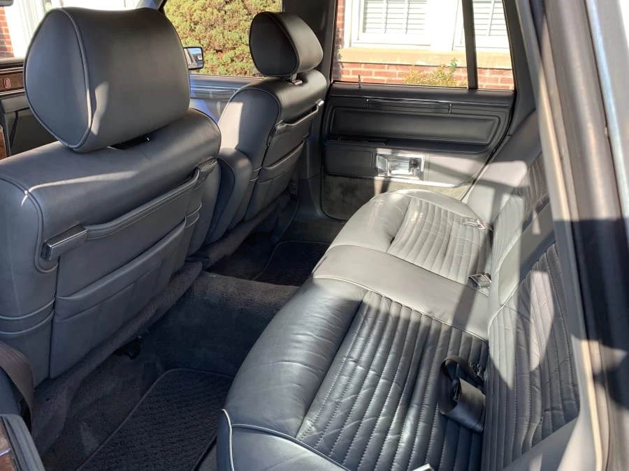 1987 Lincoln Town Car - Image 5 of 8