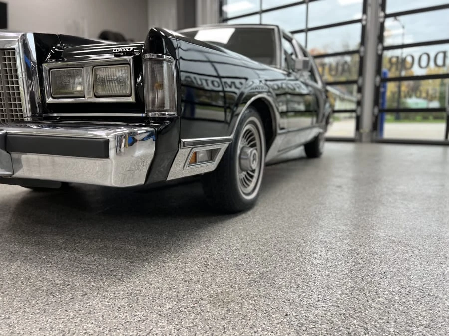 1987 Lincoln Town Car - Image 15 of 31