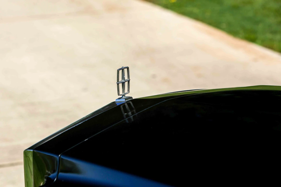 1987 Lincoln Town Car - Image 19 of 31