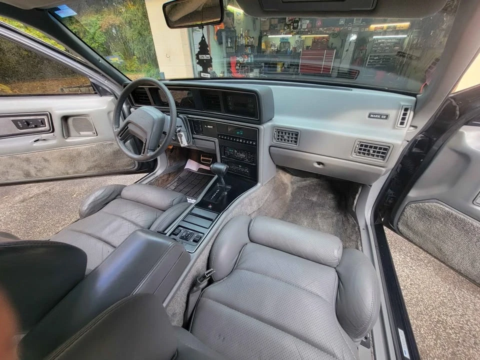 1987 Lincoln Continental Mark VII - Image 2 of 10