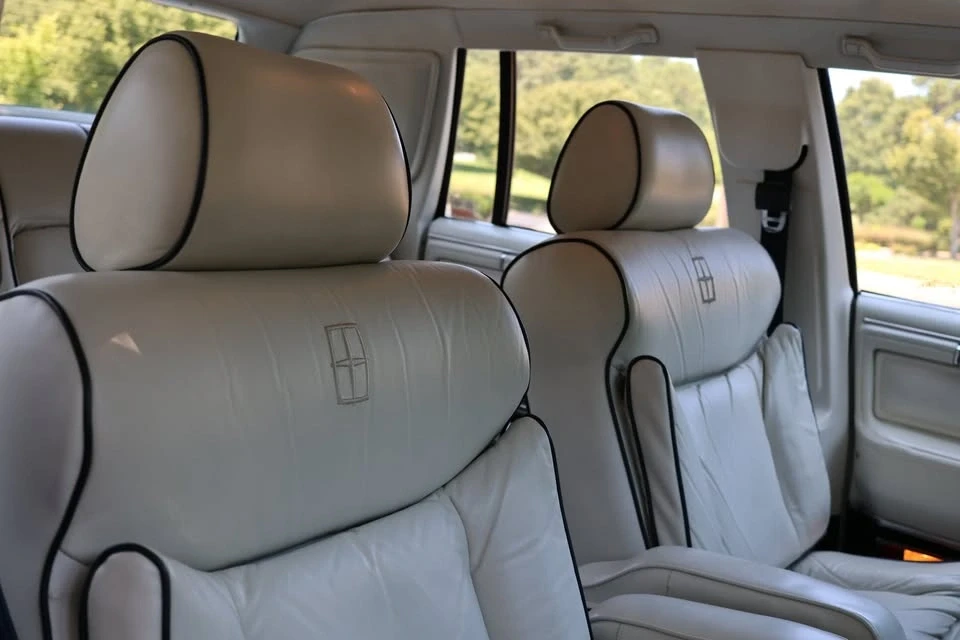 1987 Lincoln Town Car - Image 4 of 11