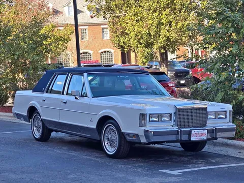 1987 Lincoln Town Car Sail America Edition