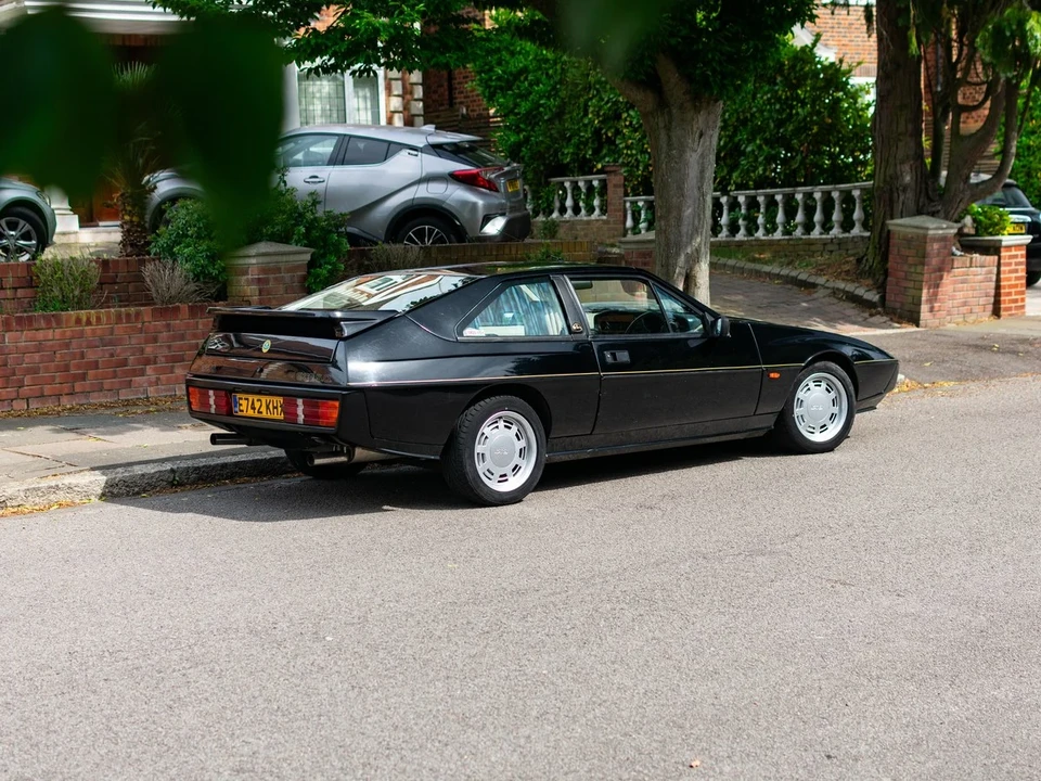1987 Lotus - Image 16 of 30