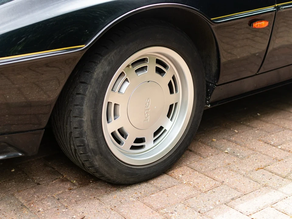 1987 Lotus - Image 28 of 30