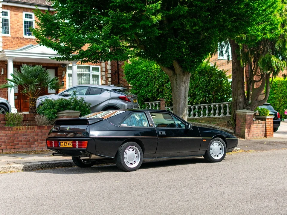 1987 Lotus - Image 15 of 30