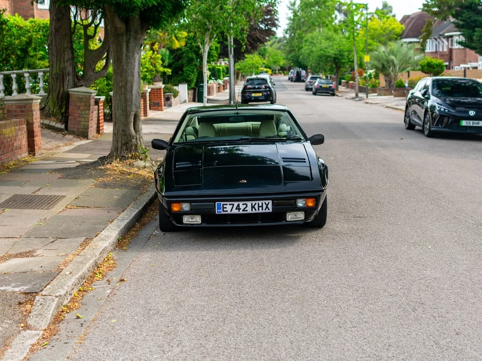 1987 Lotus - Image 6 of 30