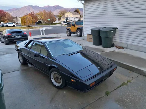 1987 Lotus Esprit Turbo