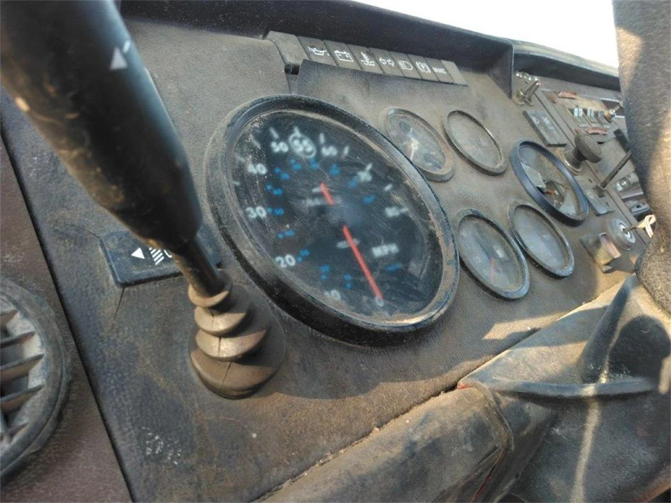 1987 Mack - Image 12 of 17