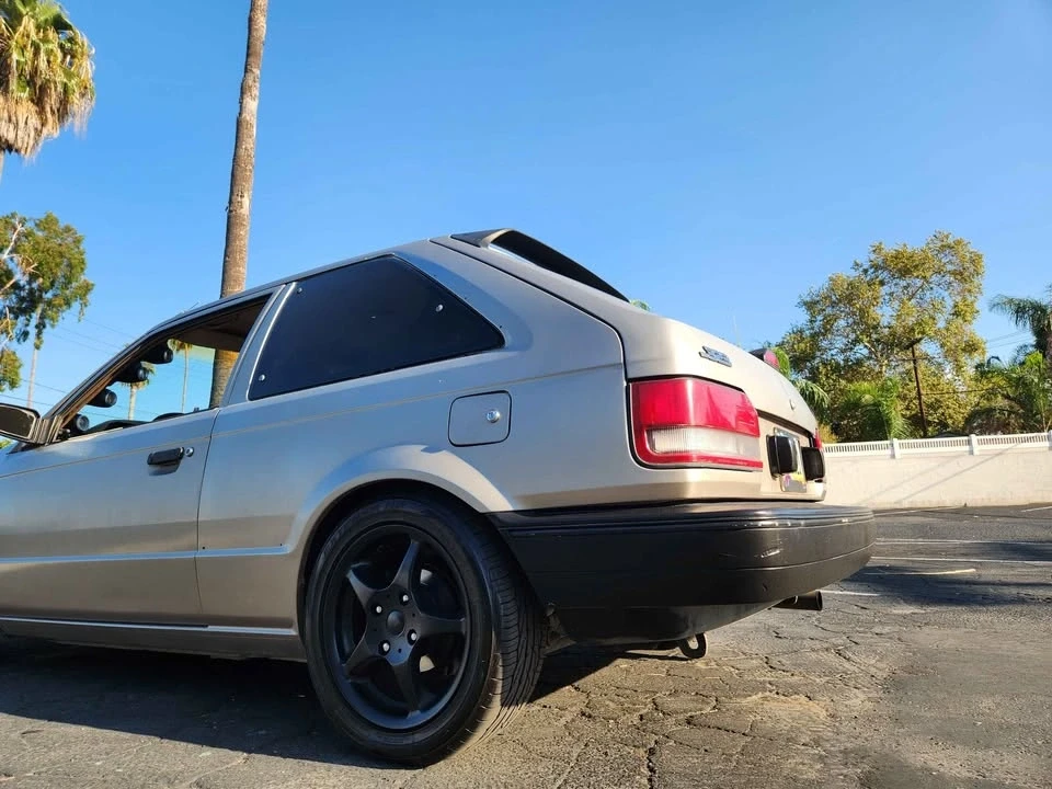 1987 Mazda Lantis - Image 5 of 8