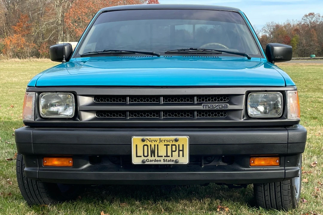 1987 Mazda B Series 4th Gen - Image 2 of 31