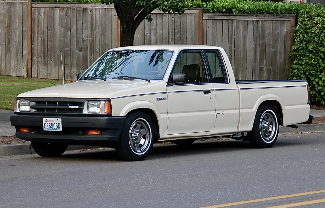 1987 Mazda B Series 4th Gen - Image 4 of 31