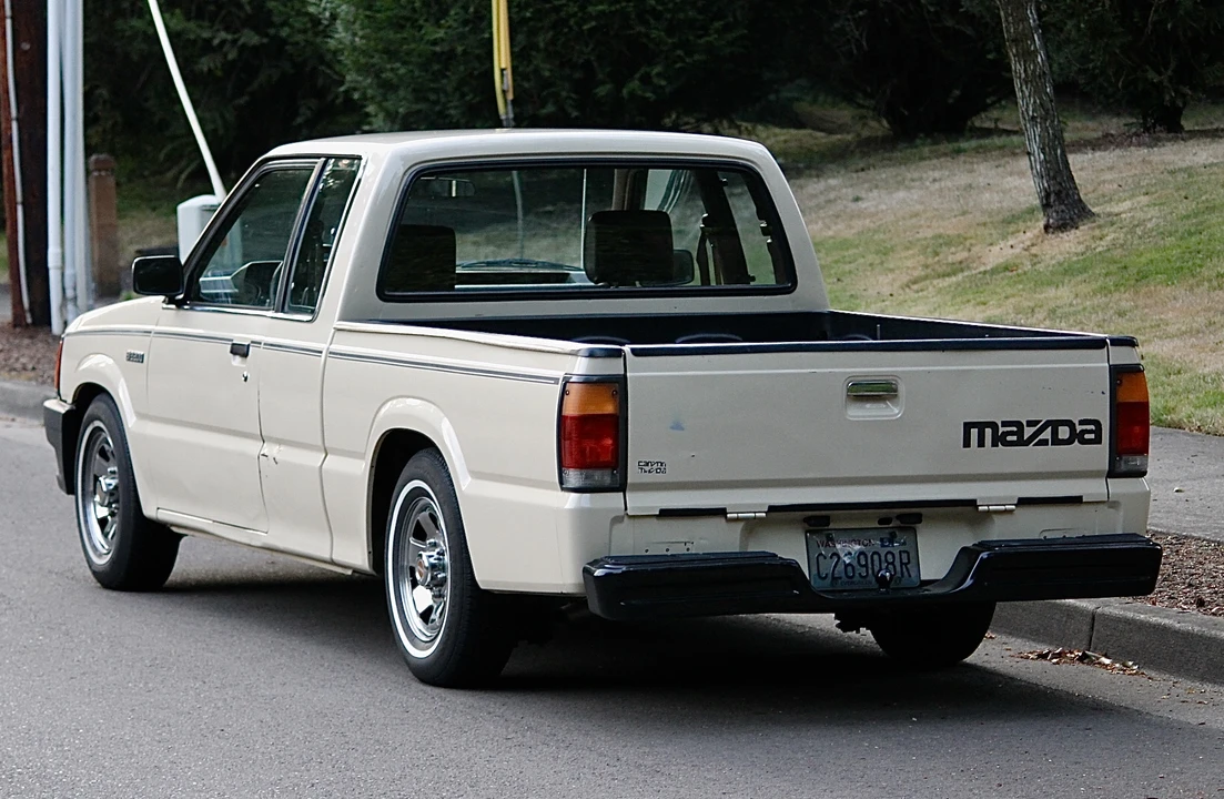 1987 Mazda B Series 4th Gen - Image 19 of 31
