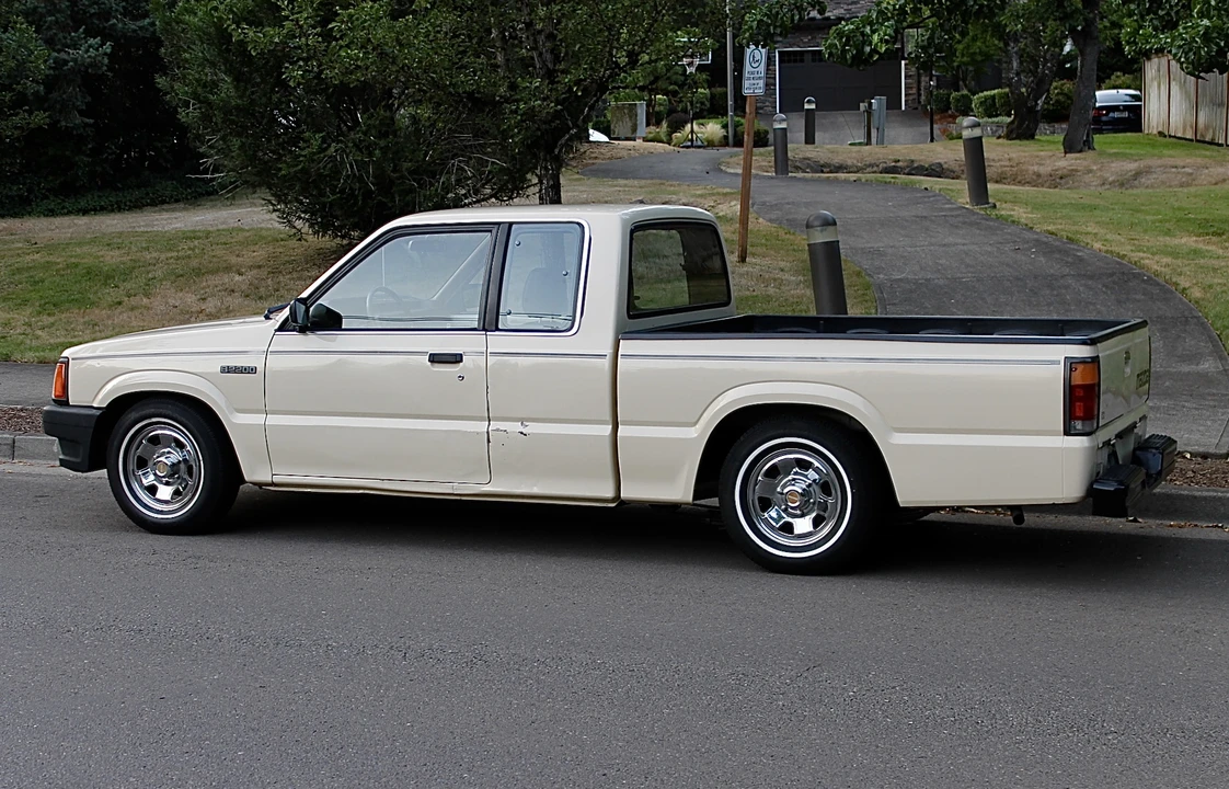 1987 Mazda B Series 4th Gen - Image 24 of 31
