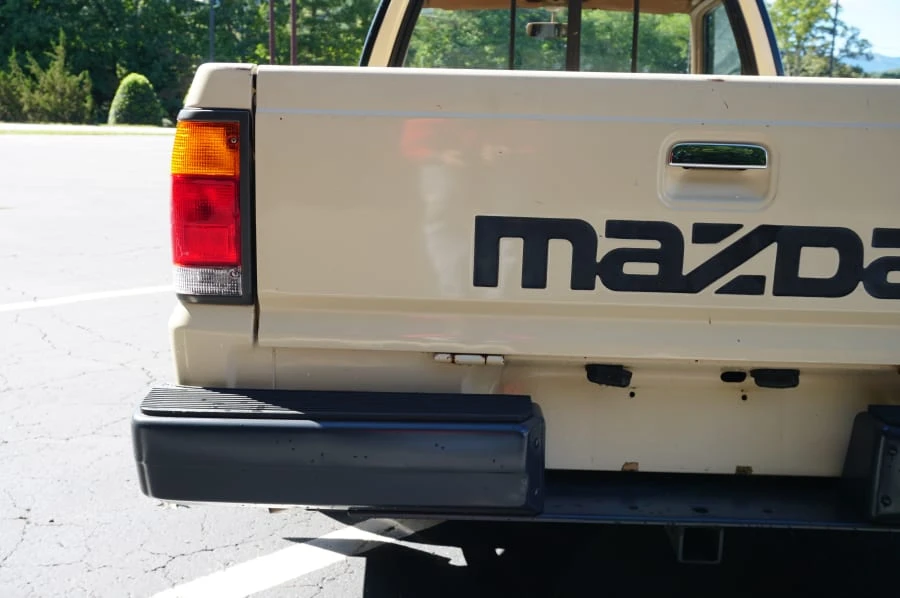 1987 Mazda B Series 4th Gen - Image 30 of 31