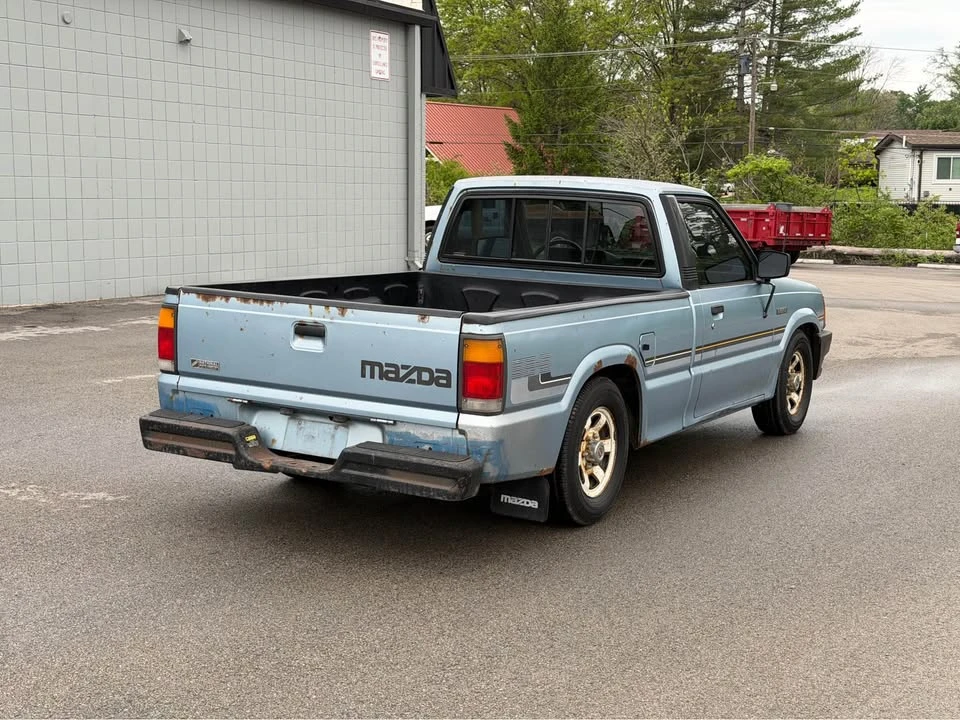 1987 Mazda B Series 4th Gen - Image 4 of 9