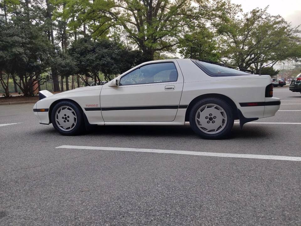 1987 Mazda RX-7 FC Turbo II - Image 12 of 31