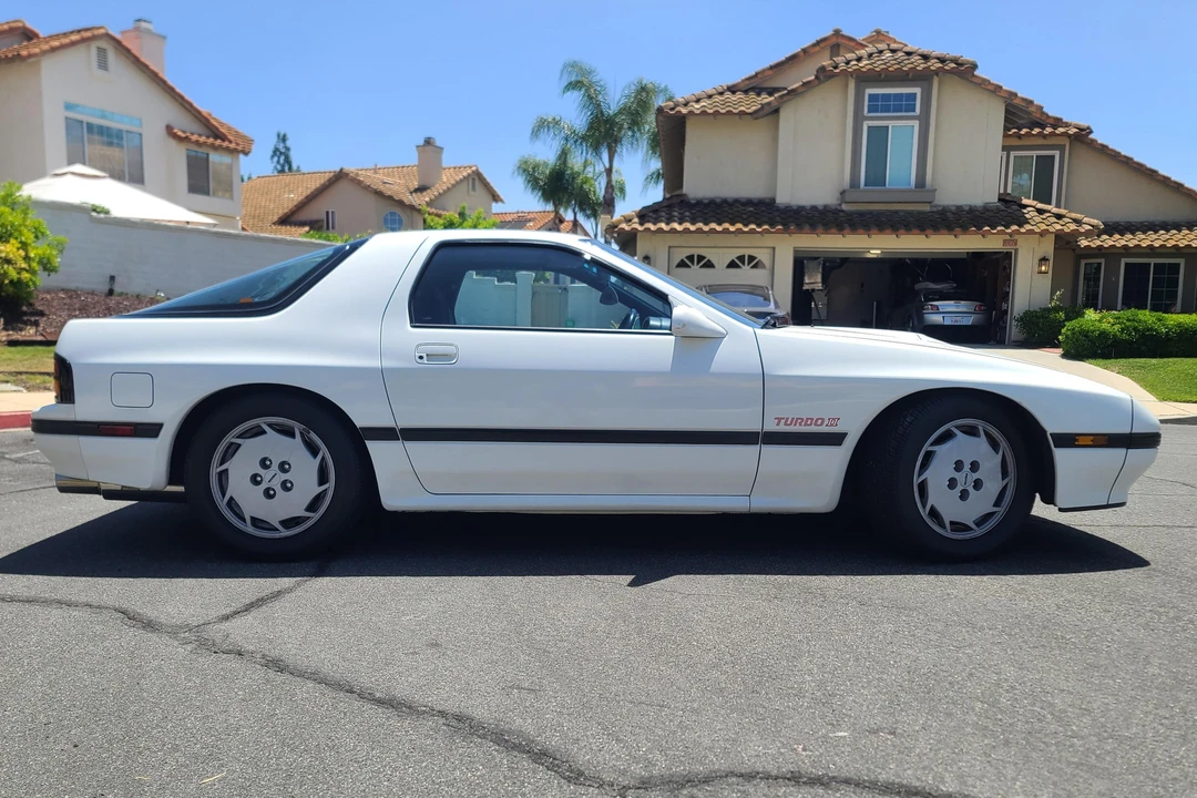 1987 Mazda RX-7 FC Turbo II - Image 17 of 30