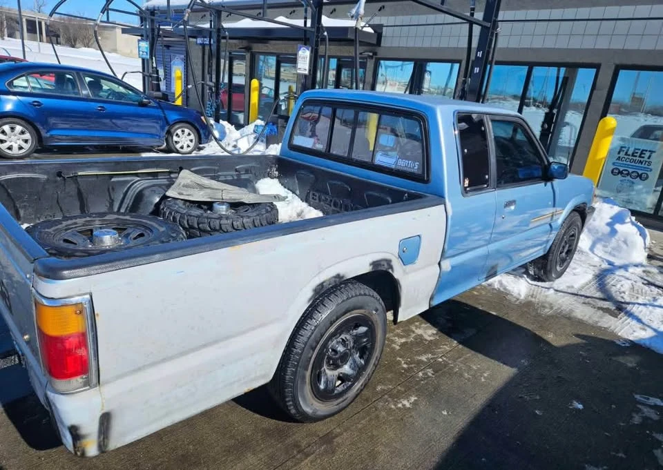 1987 Mazda B Series 4th Gen - Image 4 of 7