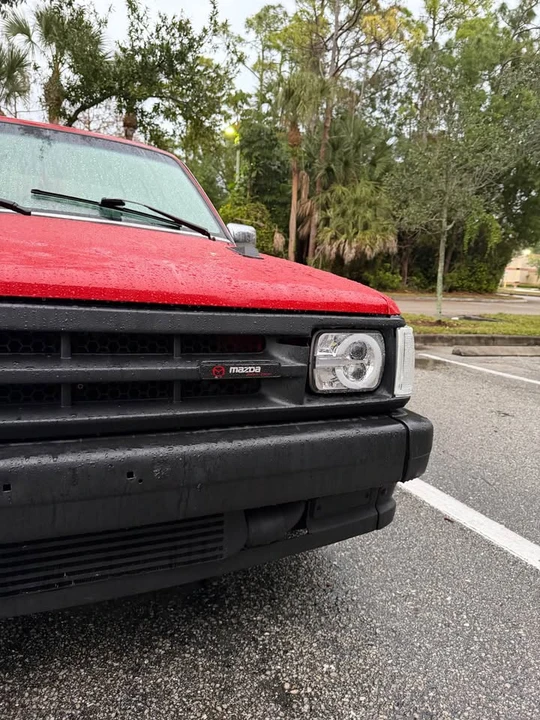 1987 Mazda B Series 3rd Gen - Image 3 of 12