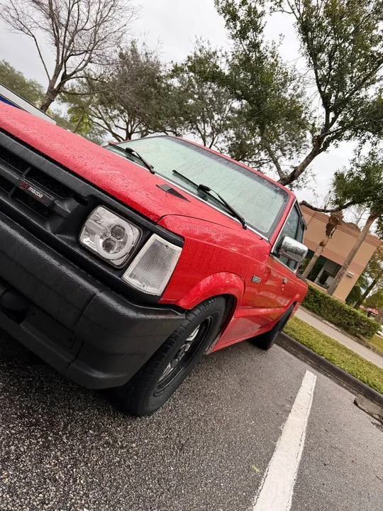 1987 Mazda B Series 3rd Gen - Image 4 of 12