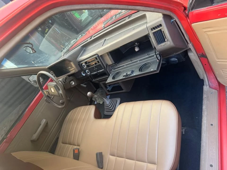 1987 Mazda B Series 4th Gen - Image 11 of 12