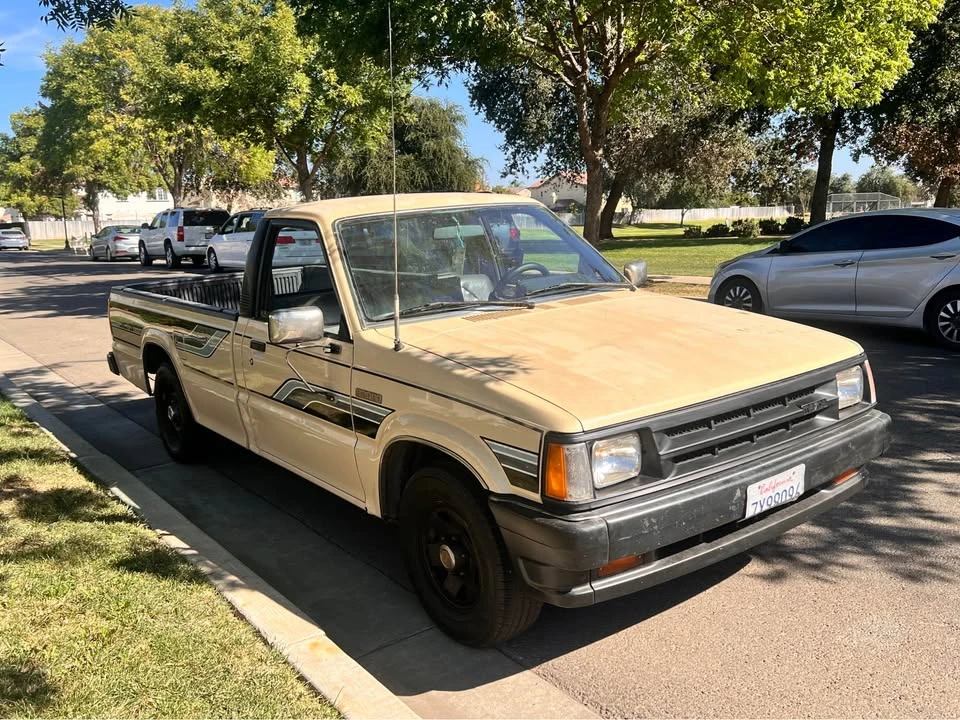 1987 Mazda B Series 4th Gen - Image 4 of 13