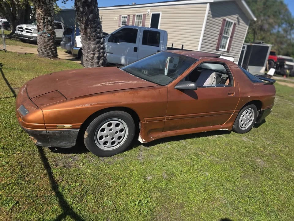 1987 Mazda RX-7 FC - Image 9 of 11