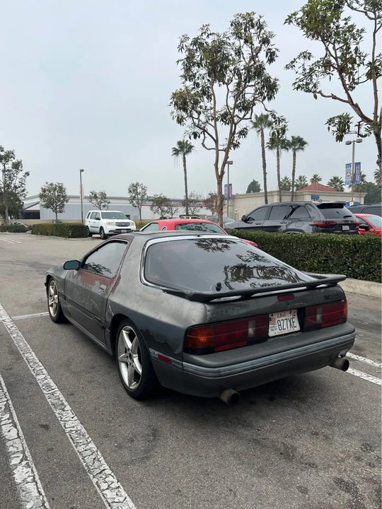 1987 Mazda RX-7 FC - Image 9 of 10