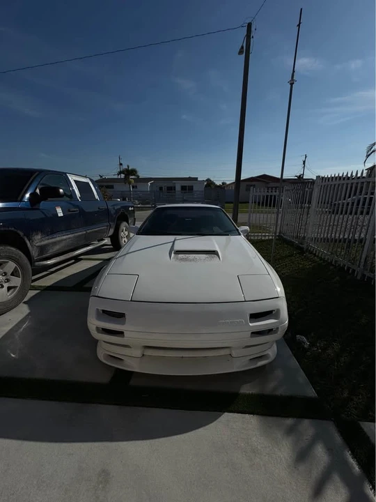 1987 Mazda RX-7 FC - Image 2 of 3