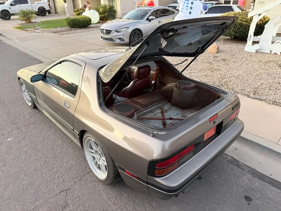 1987 Mazda RX-7 FC - Image 9 of 11