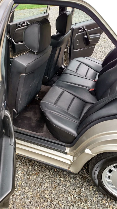 1987 Mercedes-Benz 190E 2.3-16 & 2.5-16 - Image 16 of 17