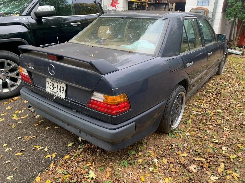 1987 Mercedes-Benz 190E - Image 3 of 11