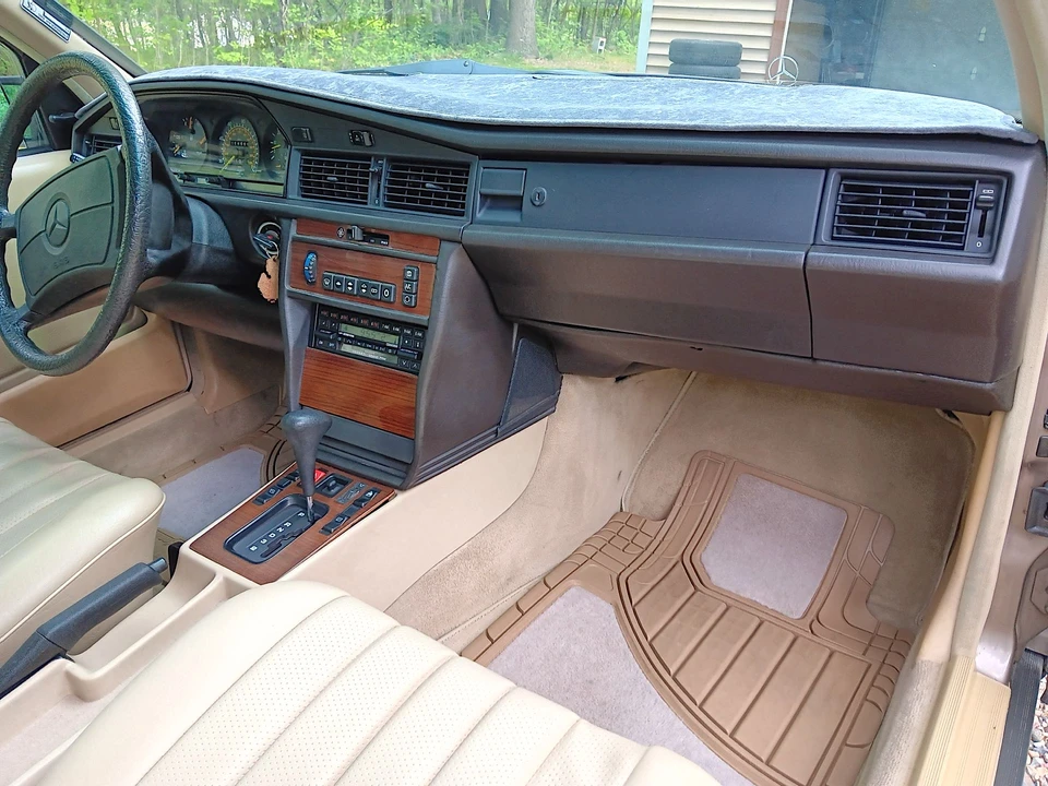 1987 Mercedes-Benz 190E - Image 30 of 31