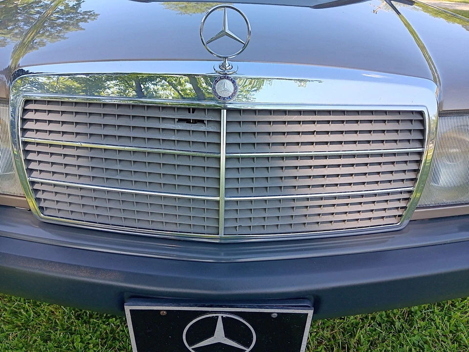 1987 Mercedes-Benz 190E - Image 11 of 31