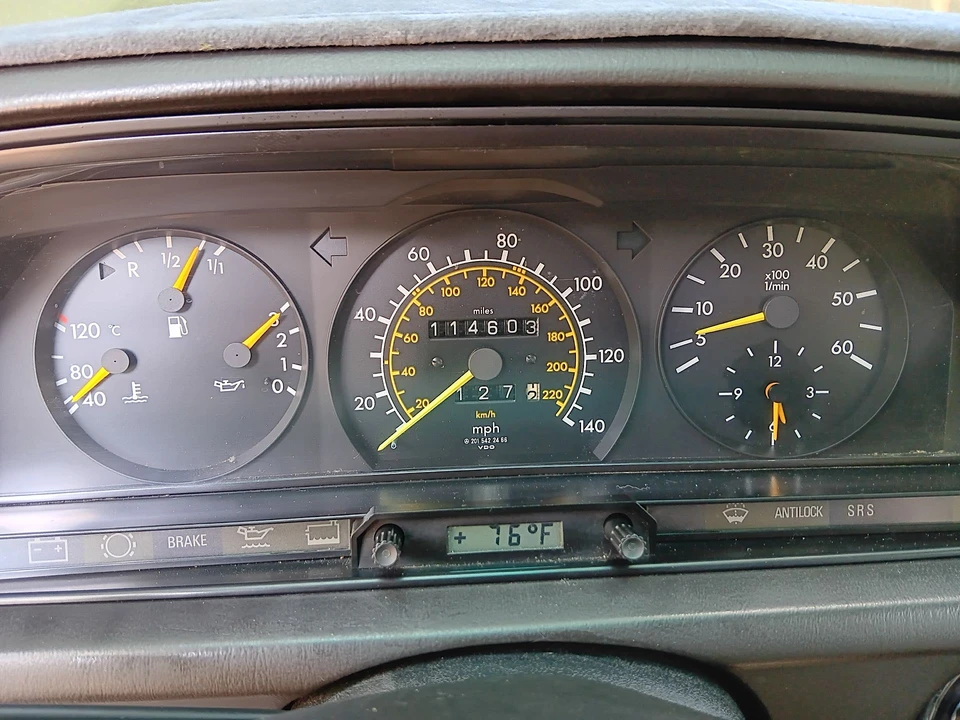 1987 Mercedes-Benz 190E - Image 29 of 31