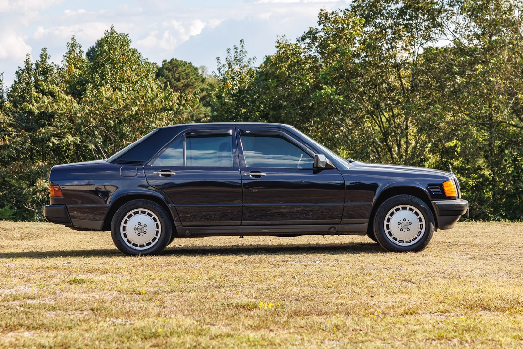 1987 Mercedes-Benz 190E - Image 9 of 31