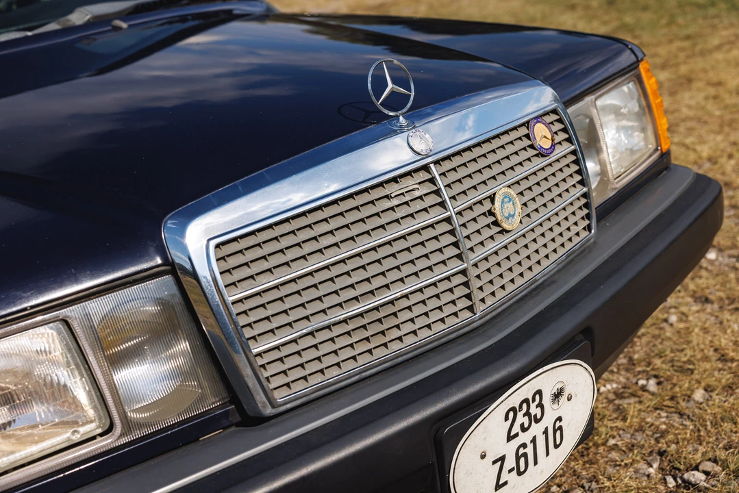 1987 Mercedes-Benz 190E - Image 17 of 31