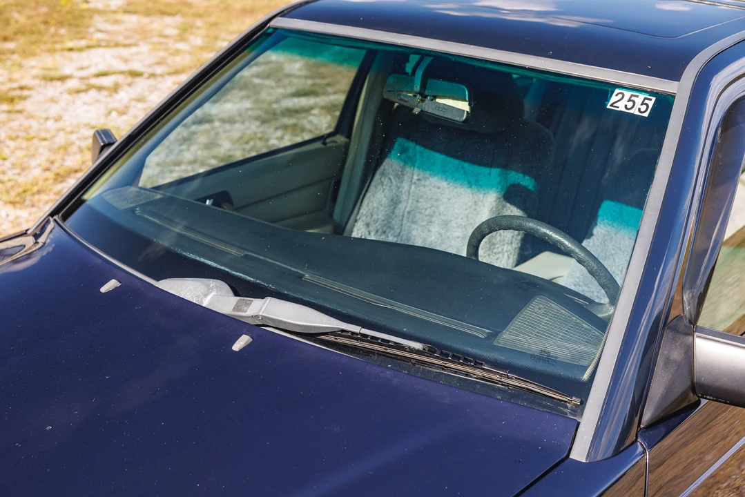 1987 Mercedes-Benz 190E - Image 26 of 31