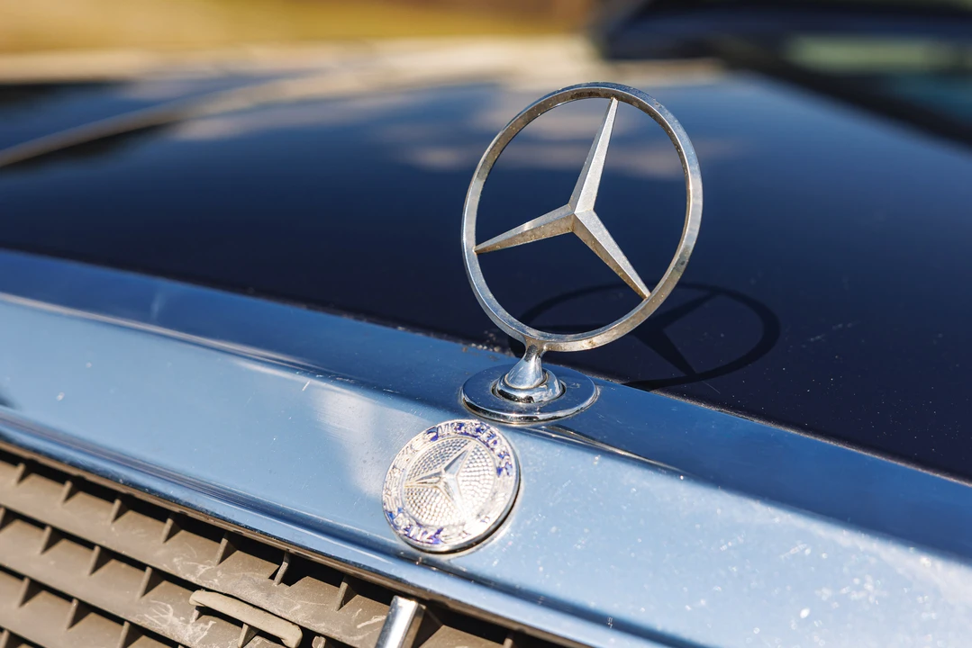 1987 Mercedes-Benz 190E - Image 22 of 31