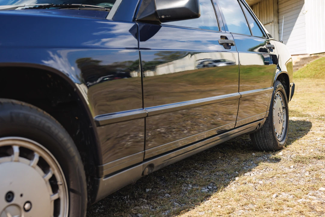 1987 Mercedes-Benz 190E - Image 29 of 31
