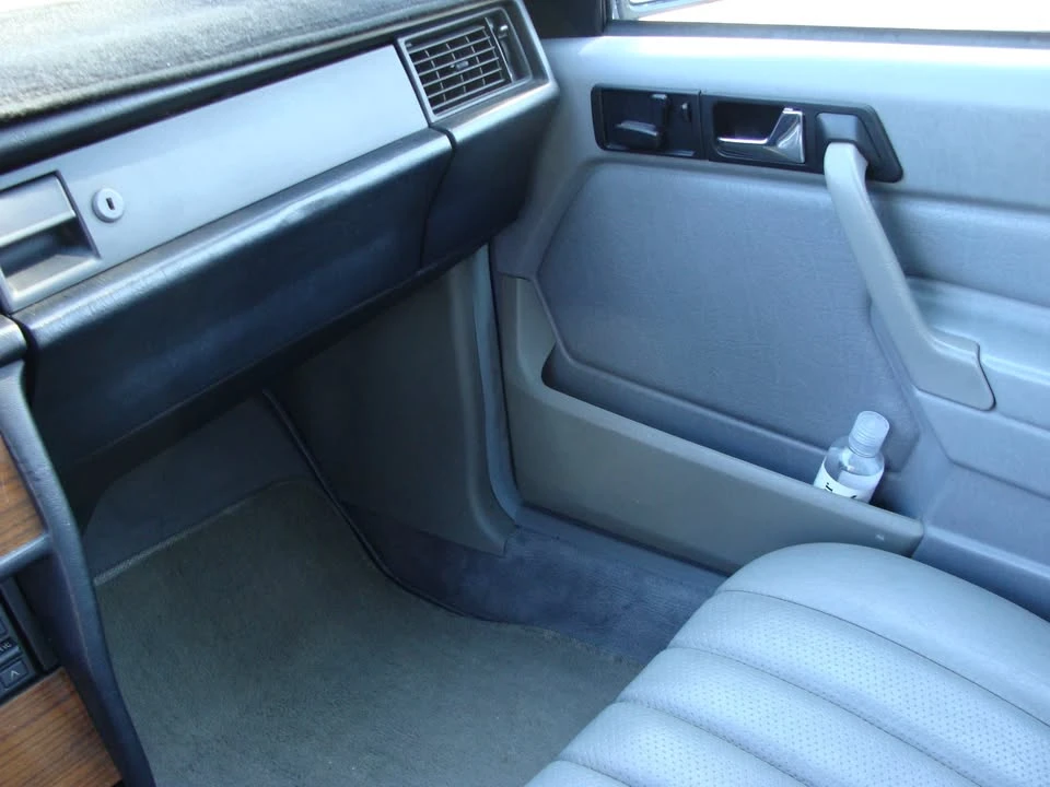 1987 Mercedes-Benz 190E - Image 7 of 20