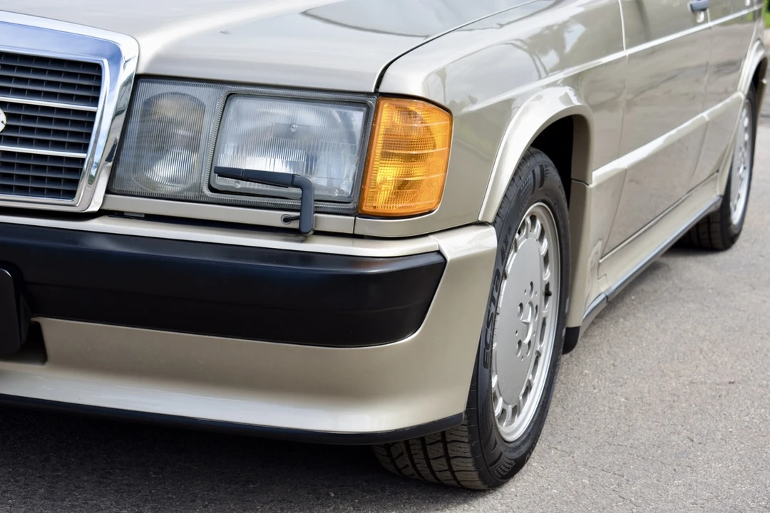 1987 Mercedes-Benz 190E 2.3-16 & 2.5-16 - Image 26 of 31