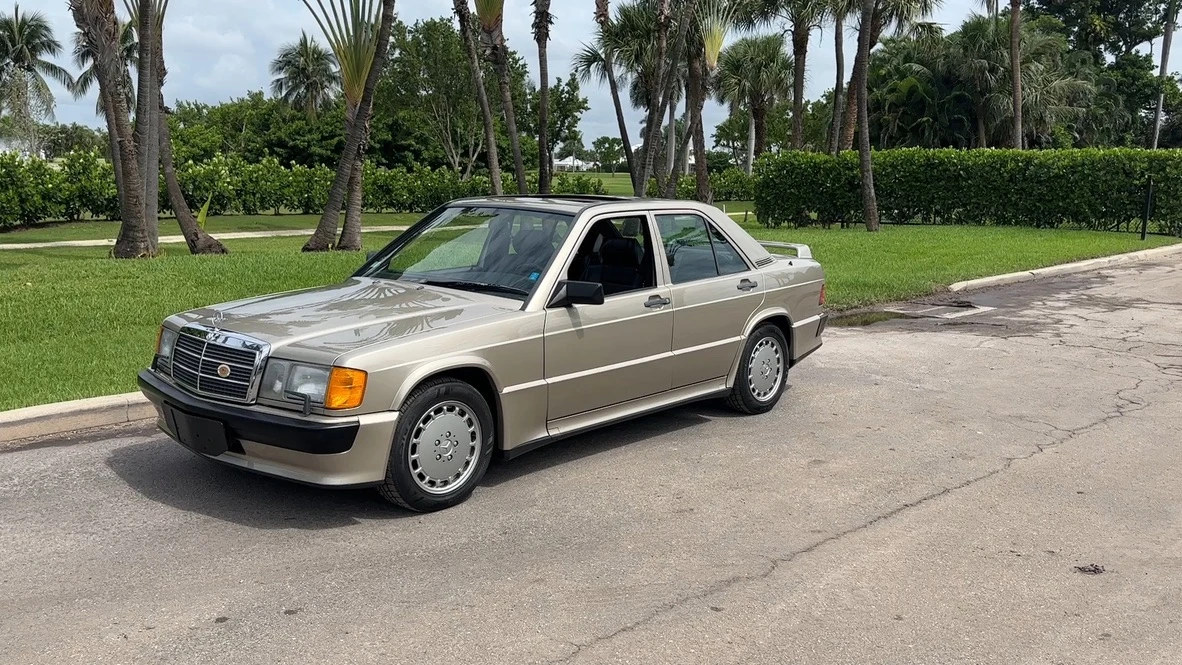 1987 Mercedes-Benz 190E 2.3-16 & 2.5-16 - Image 4 of 31
