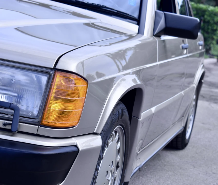 1987 Mercedes-Benz 190E 2.3-16 & 2.5-16 - Image 24 of 31