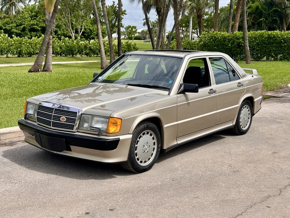 1987 Mercedes-Benz 190E 2.3-16 & 2.5-16 - Image 7 of 31