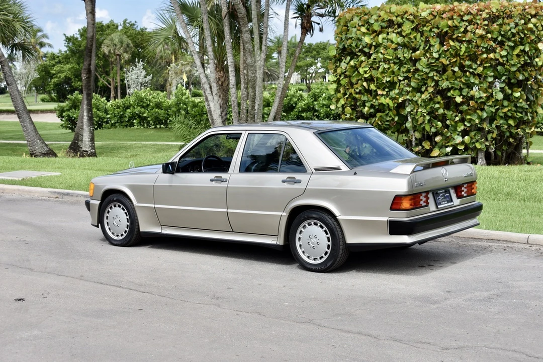 1987 Mercedes-Benz 190E 2.3-16 & 2.5-16 - Image 20 of 31