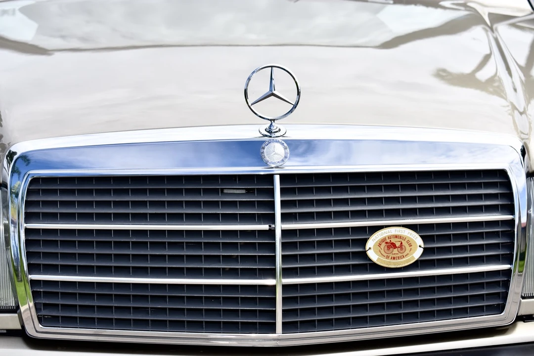 1987 Mercedes-Benz 190E 2.3-16 & 2.5-16 - Image 28 of 31
