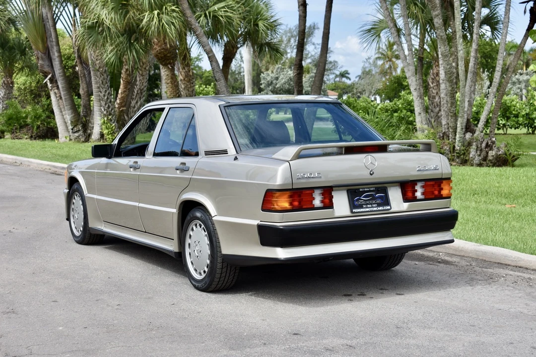 1987 Mercedes-Benz 190E 2.3-16 & 2.5-16 - Image 18 of 31