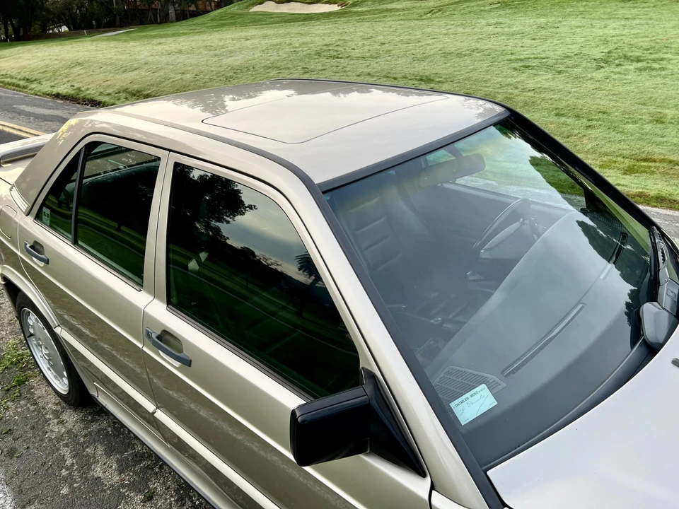 1987 Mercedes-Benz 190E 2.3-16 & 2.5-16 - Image 27 of 31