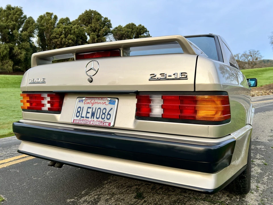 1987 Mercedes-Benz 190E 2.3-16 & 2.5-16 - Image 31 of 31
